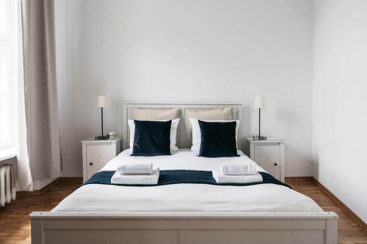 Square Apartment - Loftaffair คราคูฟ ภายนอก รูปภาพ